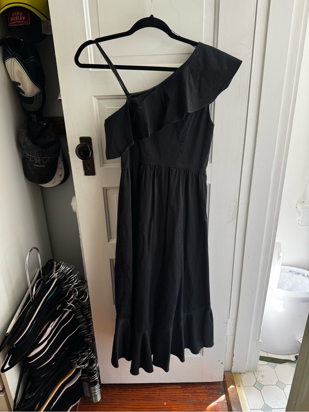 Black One-Shoulder Ruffle Dress - Picture 2 of 3